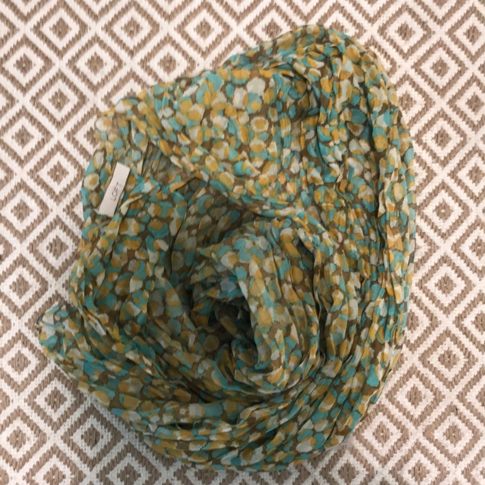 LOFT Scarf